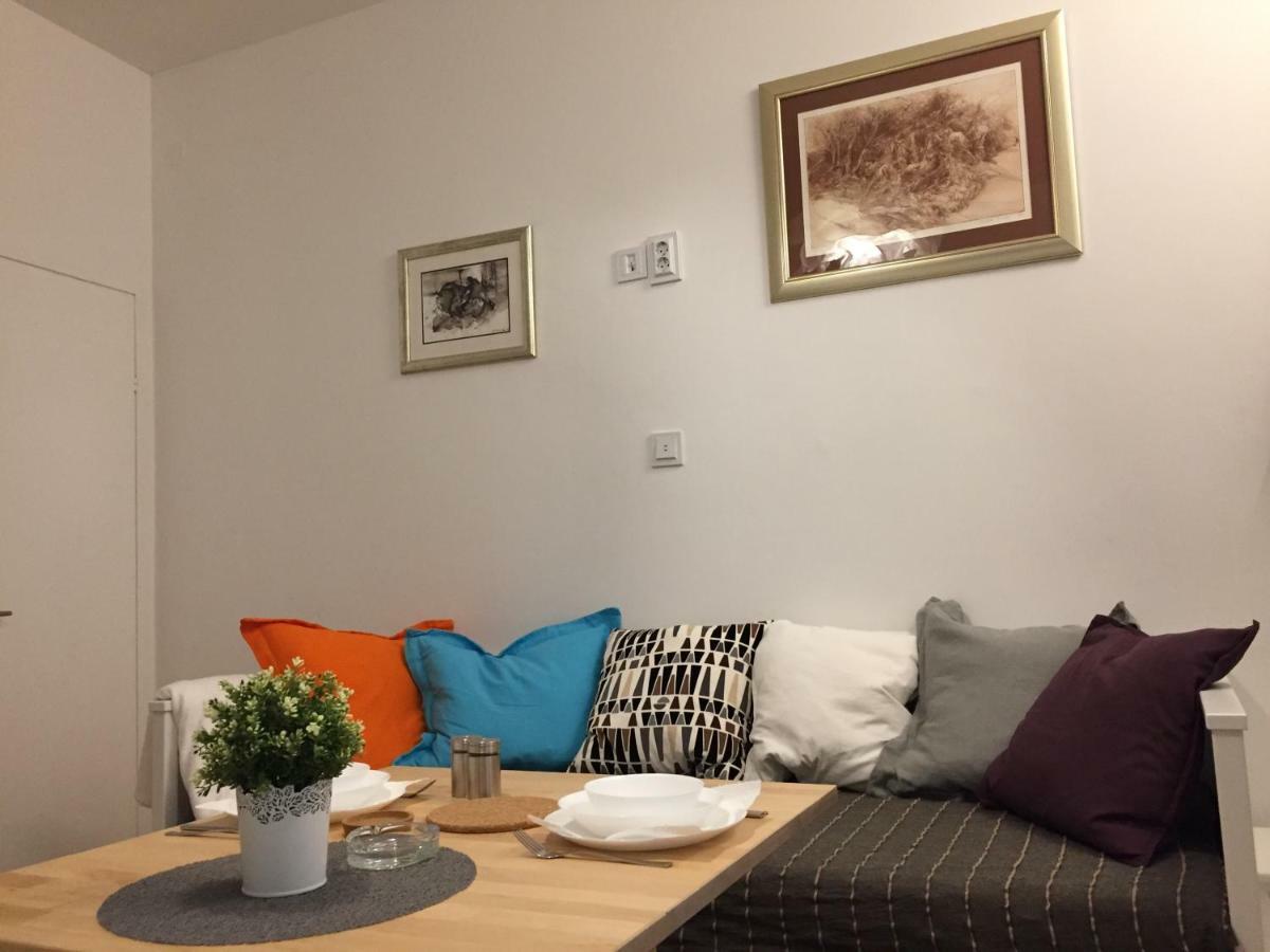 Very Close Studio Apartment Zagreb Exterior foto